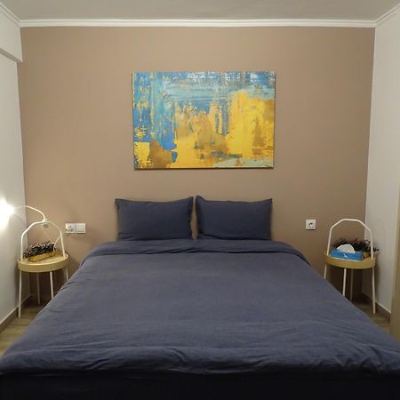 Stylish, Comfortable, Basement Loft-Like Apartment With Amenities Atenas Exterior foto
